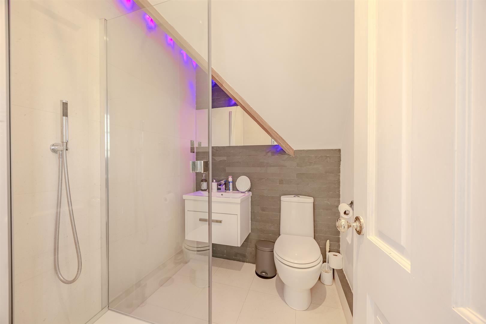 Cotmer Road, Oulton Broad South Gallery Image